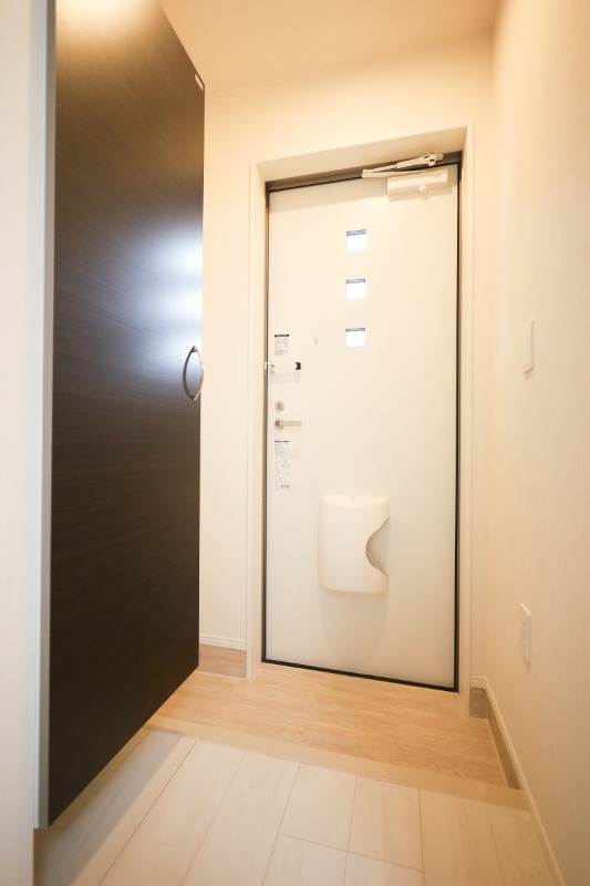 玄関　図面と現状に相違がある場合には現状を優先