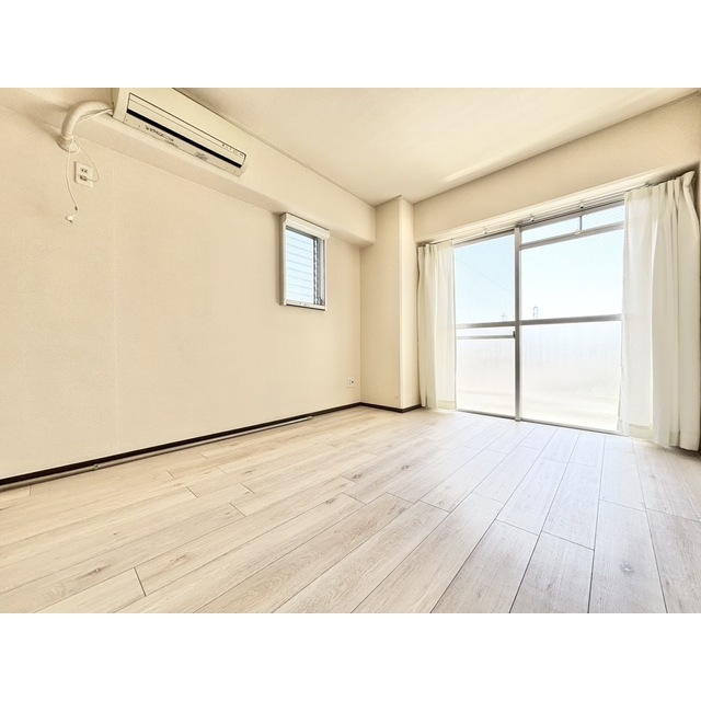 居室・リビング　リビング（同仕様タイプ）