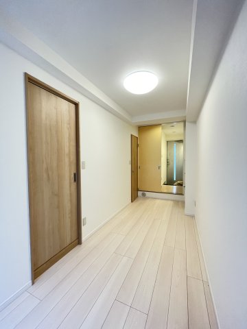 居室・リビング　１階洋室