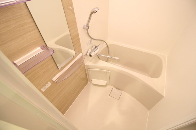 バス・シャワールーム　浴室