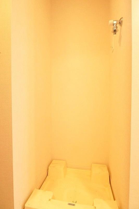 その他　室内洗濯機置場です。