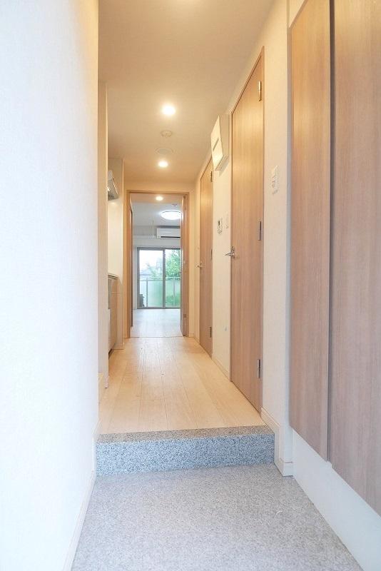 玄関　シンプルで使いやすい玄関です。