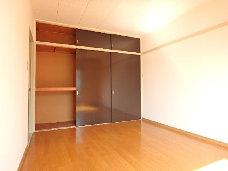 収納　図面と現状に相違がある場合には現状を優先