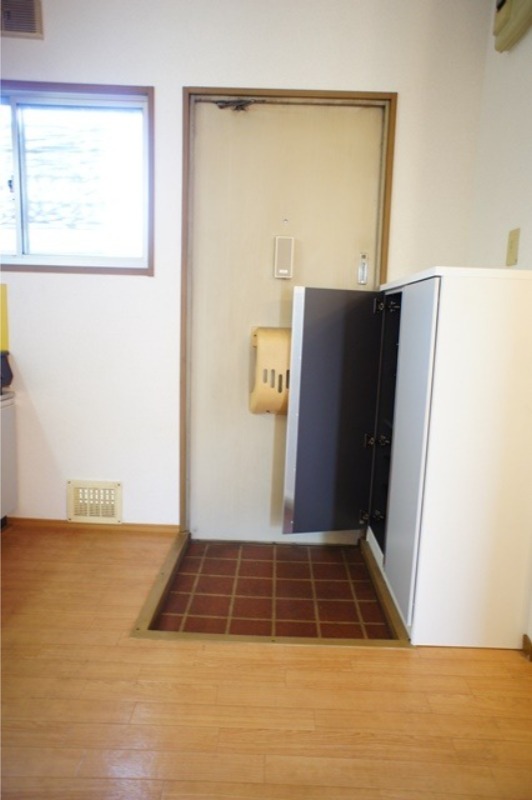 玄関　図面と現状に相違がある場合には現状を優先