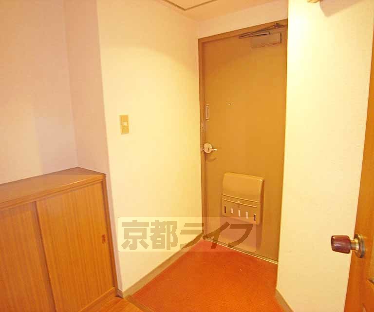 その他部屋・スペース　開放的な廊下です。