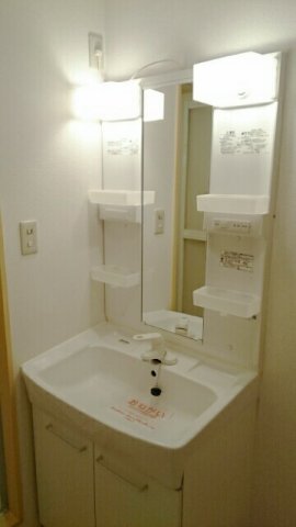 洗面設備　忙しい朝には欠かせない洗面所です