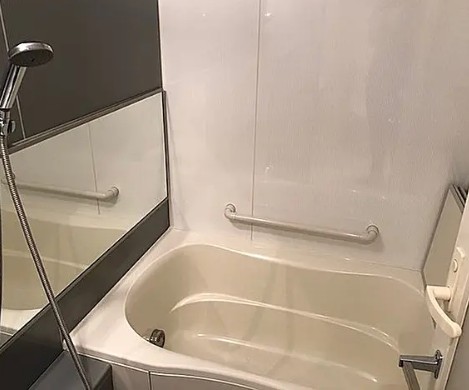 バス・シャワールーム　写真は同タイプ住居です。