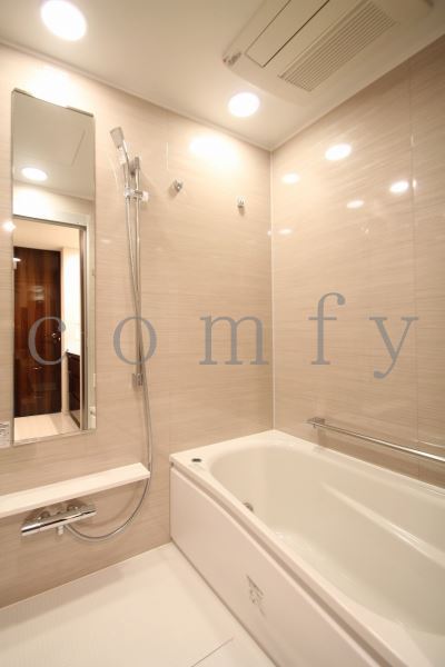 バス・シャワールーム　追い炊き機能浴室乾燥機付きバス