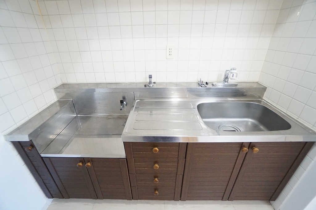 SUUMO】サンビーチ美松(朝日リビング(株)湘南辻堂営業所提供)／神奈川