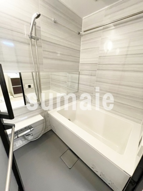 バス・シャワールーム　バスルームです。