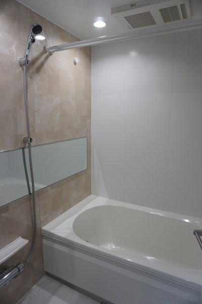 バス・シャワールーム　同メーカー施工参考写真