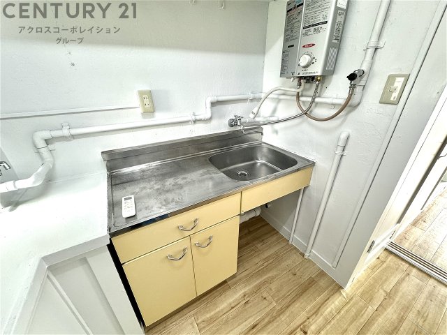 キッチン　壁付けキッチンでスペースを有効活用できます！