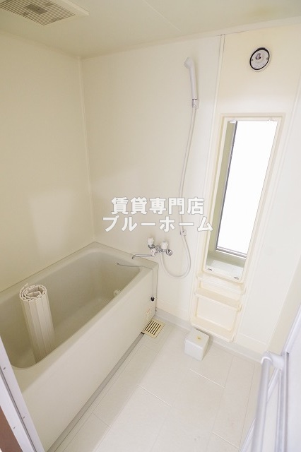 バス・シャワールーム　清潔なお風呂です！