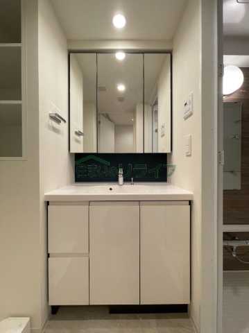 洗面設備　Brillia ist 文京六義園