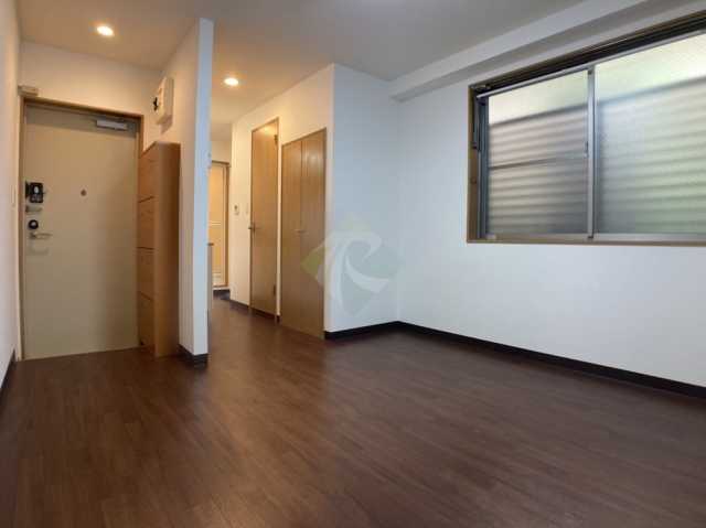 居室・リビング　カデンザ大塚