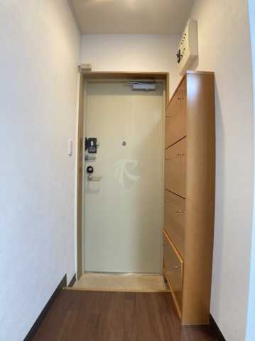 玄関　カデンザ大塚