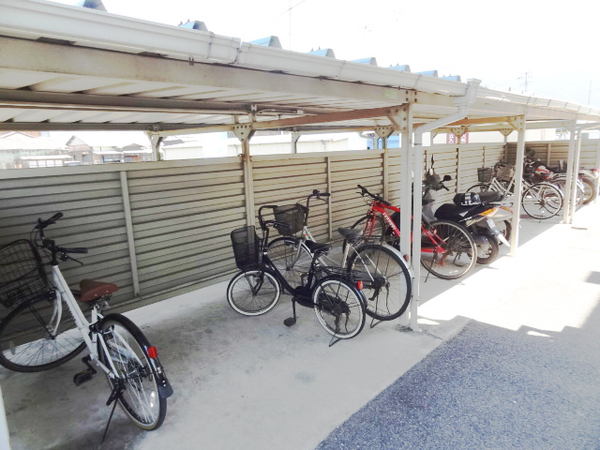 その他　駐輪場（その他）まで50m