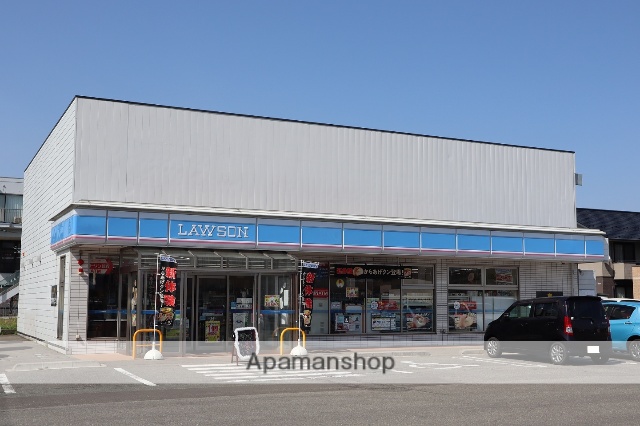 コンビニ　ローソン秋田広面蓮沼店（コンビニ）まで303m