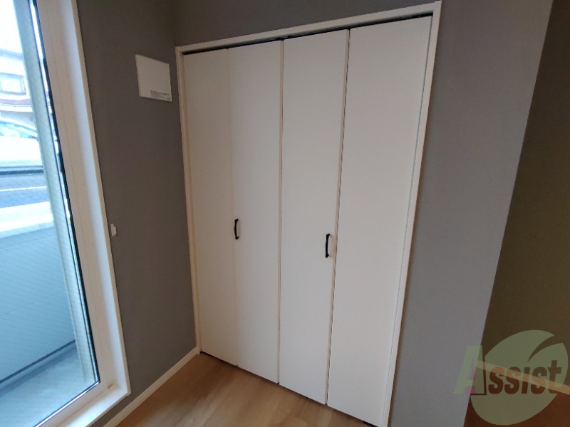 収納　洋室のクローゼット。広さは十分そうです。