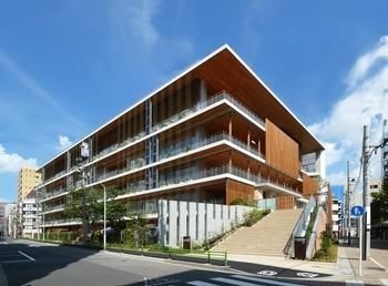 幼稚園・保育園　中央区立中央幼稚園（幼稚園・保育園）まで221m