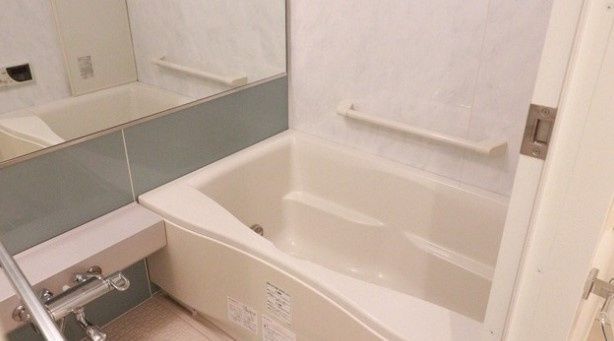 バス・シャワールーム　☆ゆっくりくつろげるお風呂☆