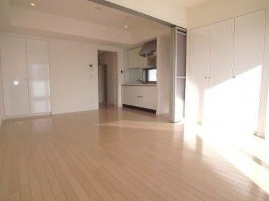 居室・リビング　☆明るい居室☆