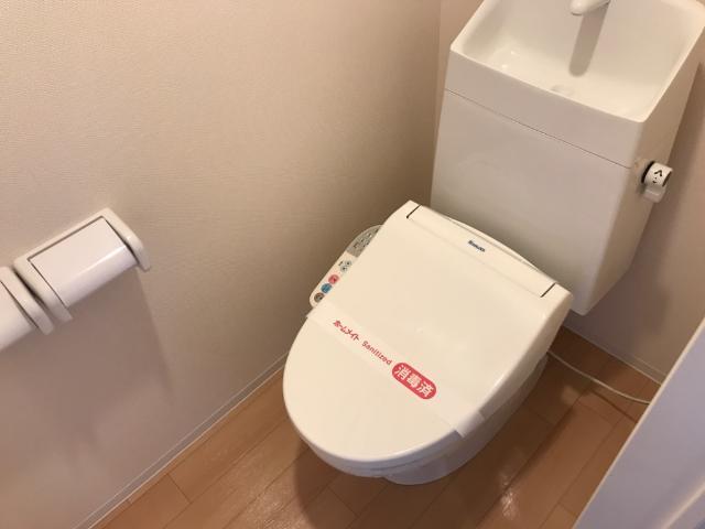 トイレ　シャワー付トイレ