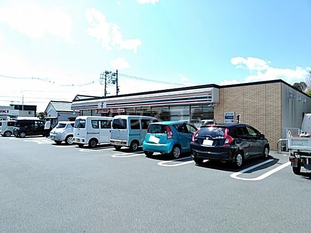 コンビニ　セブンイレブン 富士市四ツ家店（コンビニ）まで227m