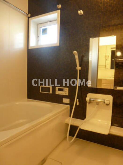 バス・シャワールーム　当社、チルホームのHPもご覧ください(^^)/物件情報多数♪