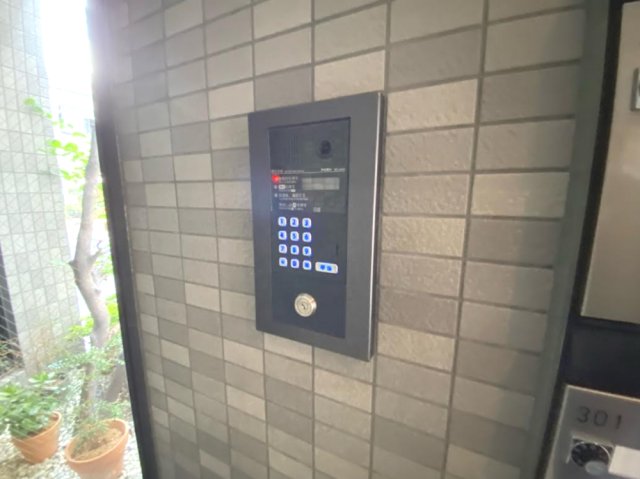 ロビー　建物の内部です