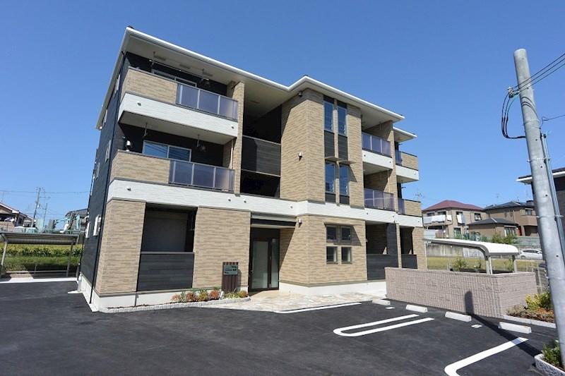 建物外観　アンダンテ郡津