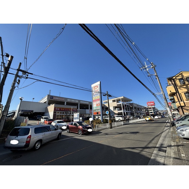 ショッピングセンター　アクロスプラザ東神奈川（ショッピングセンター）まで400m