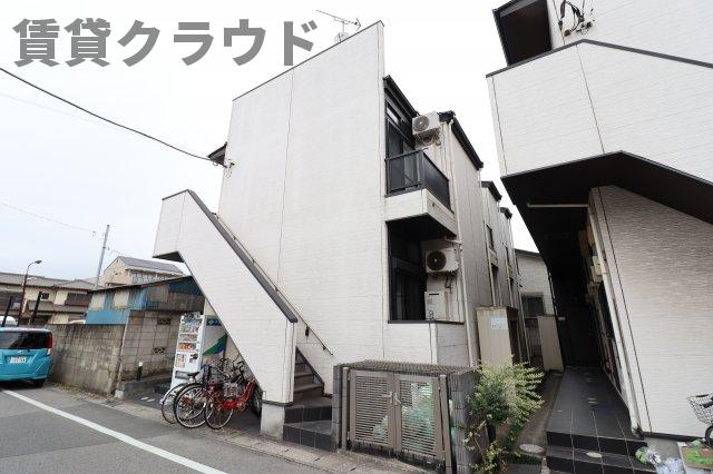 建物外観　白い外観がおしゃれです！