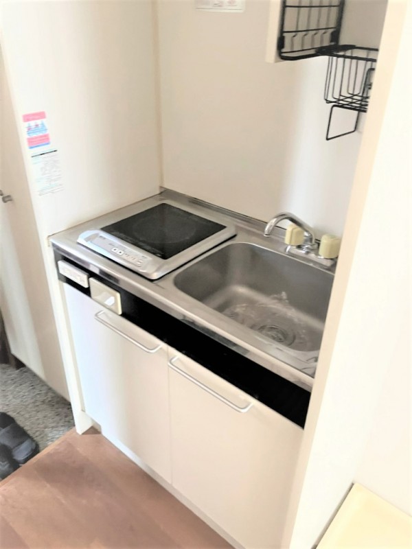 キッチン　コンパクトなキッチンで掃除もラクラク