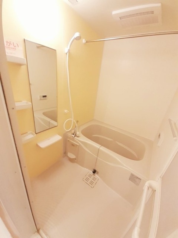 バス・シャワールーム　図面と現状に相違がある場合には現状を優先