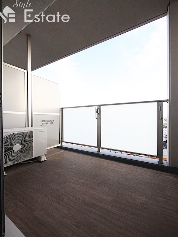 バルコニー　バルコニー