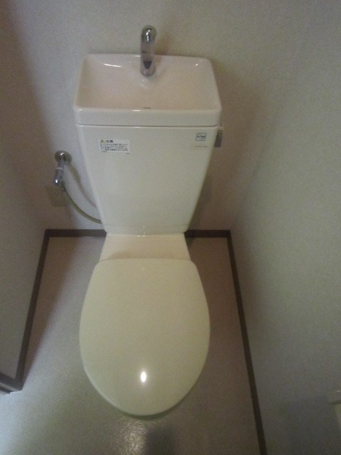 トイレ　別部屋参考