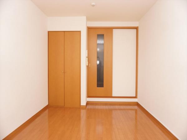 居室・リビング　内装