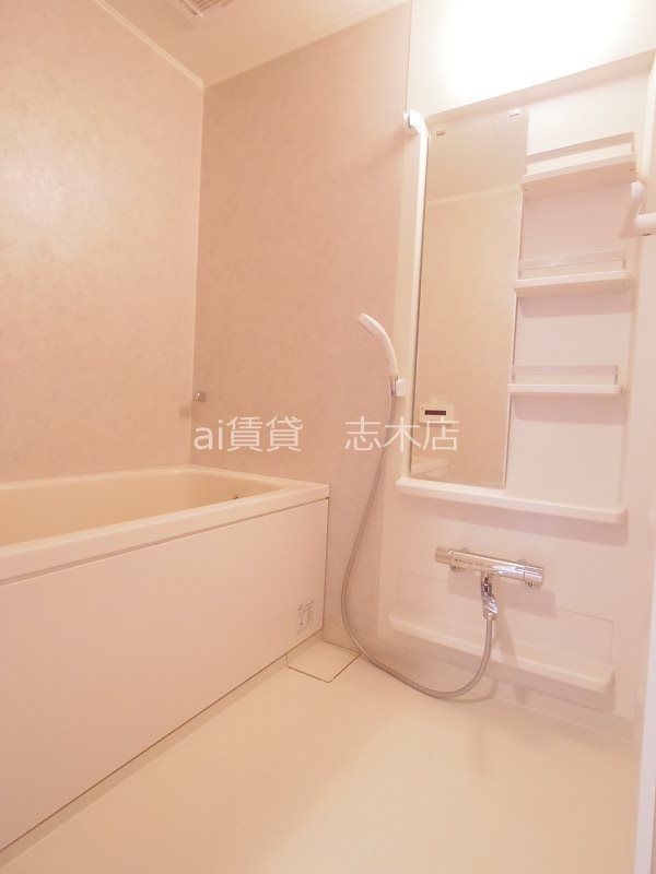 バス・シャワールーム　※同仕様写真