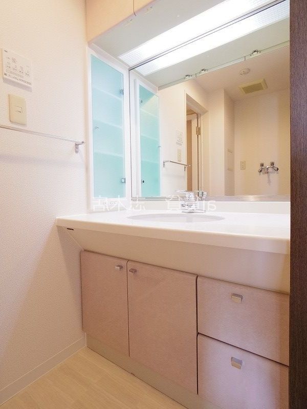 洗面設備　※同仕様写真