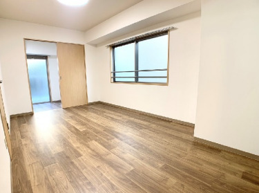 居室・リビング　ゆったり過ごせる居間です