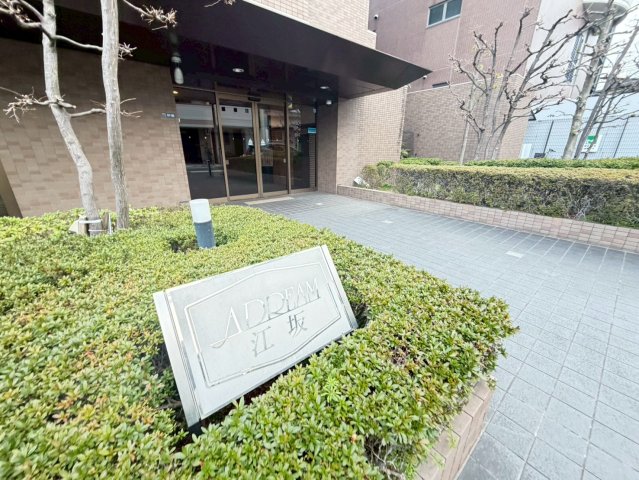 エントランス　詳細は、RISUMO江坂本店までお問合せください♪