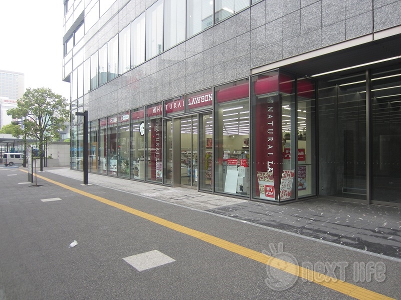 コンビニ　ナチュラルローソン川崎フロンティアビル店（コンビニ）まで204m