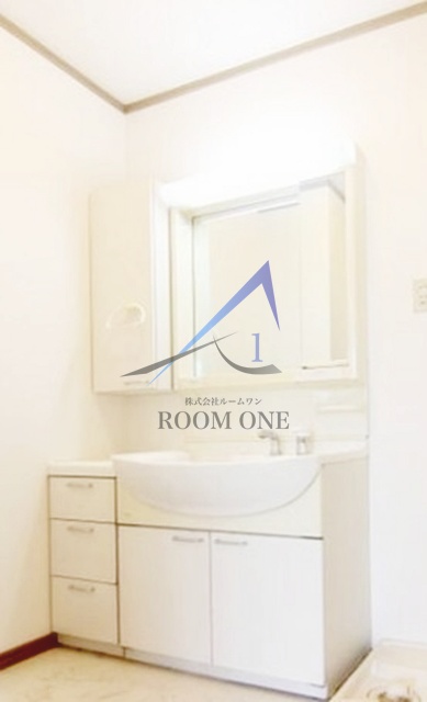 洗面設備　洗面台です。