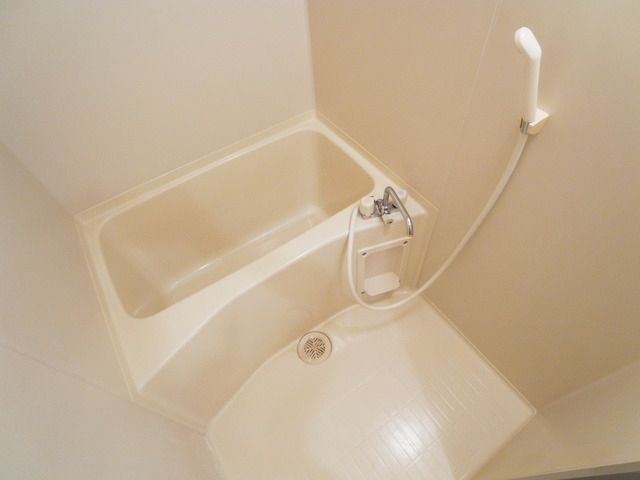 バス・シャワールーム　♪サッパリ爽快バスタイム！♪