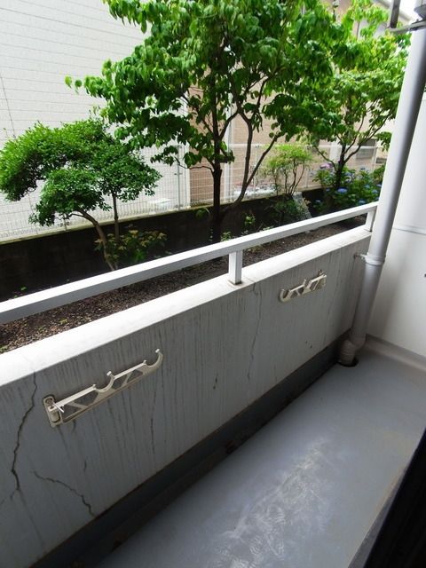バルコニー　♪お布団を難なく干せる大きなバルコニー！♪