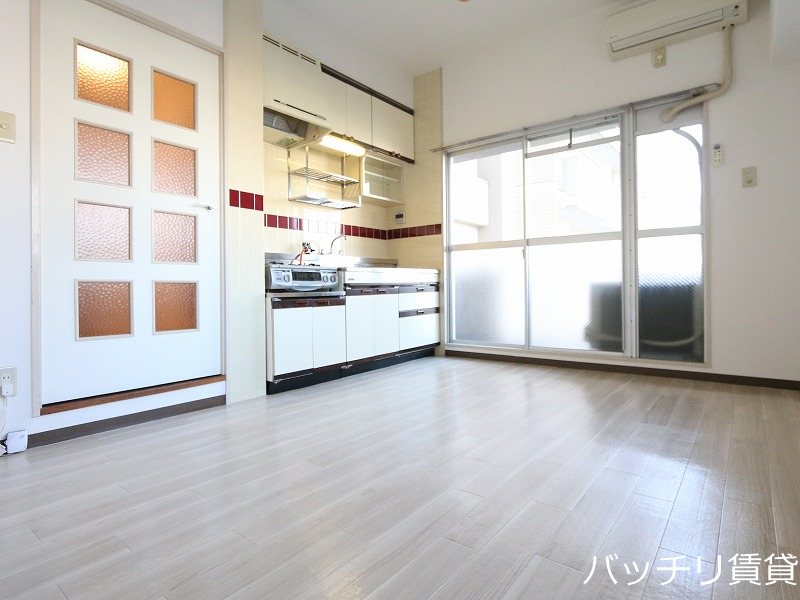 居室・リビング　※別号室イメージの為、現状を優先致します