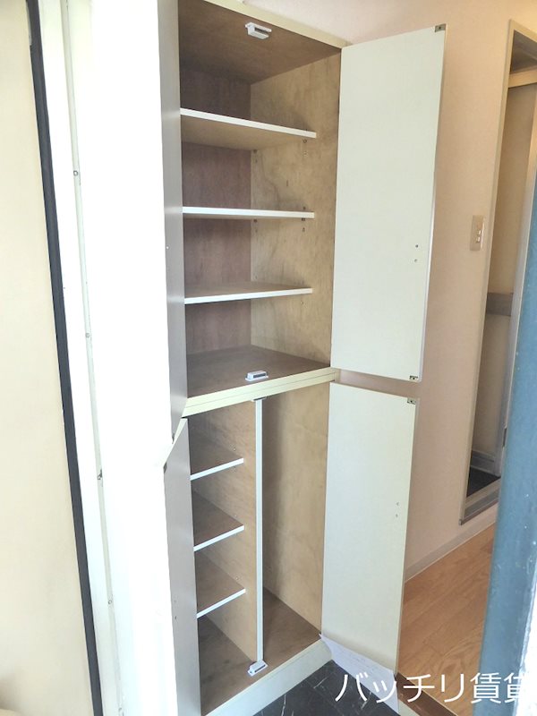 玄関　※別号室イメージの為、現状を優先致します