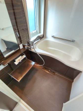 バス・シャワールーム　ゆったり過ごせるお風呂です