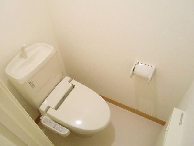 トイレ　★ウォシュレット付のトイレです★